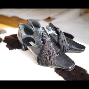 Miista- Simone Black Croc Leather Mid-Heels